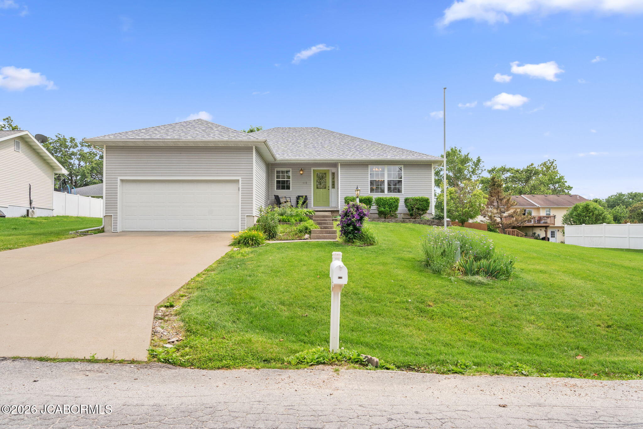 412 West Champain Street Eldon, MO 65026 - Photo 3 of 49 2-web-or-mls-DSC05684