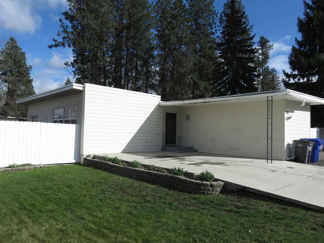 1605 South Morrow Road Spokane Valley, WA 99216 - Photo 1 of 20