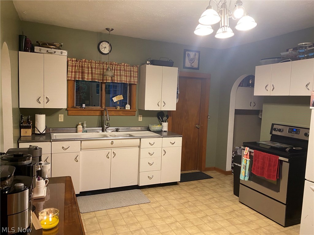 150 South Ridge Road West Conneaut, OH 44030 - Photo 3 of 18