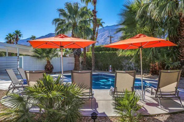 $7,560 | 688 East Spencer Drive, Palm Springs, CA 92262