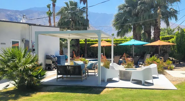 $7,560 | 688 East Spencer Drive, Palm Springs, CA 92262