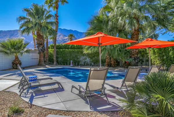 $7,560 | 688 East Spencer Drive, Palm Springs, CA 92262