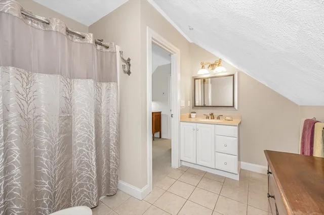 $890,000 | 141 Cortland Drive, North Andover, MA 01845