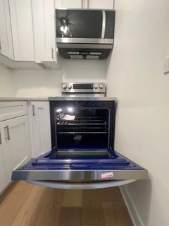 $2,300 | 1550 North Lake Shore Drive, Unit 2F, Chicago, IL 60610