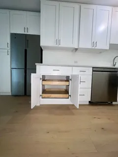 $2,300 | 1550 North Lake Shore Drive, Unit 2F, Chicago, IL 60610