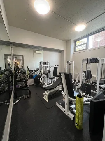 $2,300 | 1550 North Lake Shore Drive, Unit 2F, Chicago, IL 60610