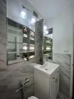 $2,300 | 1550 North Lake Shore Drive, Unit 2F, Chicago, IL 60610