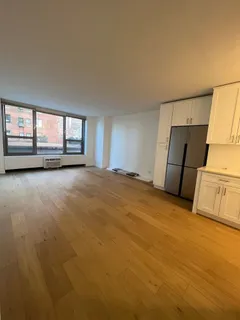 $2,300 | 1550 North Lake Shore Drive, Unit 2F, Chicago, IL 60610