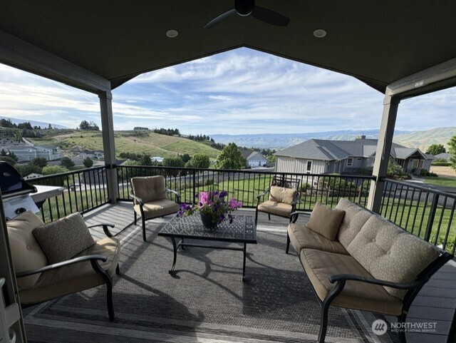 4062 Knowles Road Wenatchee, WA 98801 - Photo 15 of 20