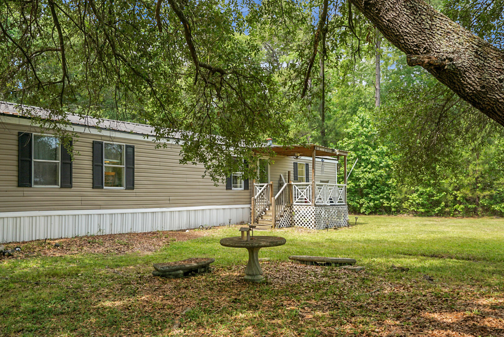605 Country Club Road Andrews, SC 29510 - Photo 8 of 50 DSC02160