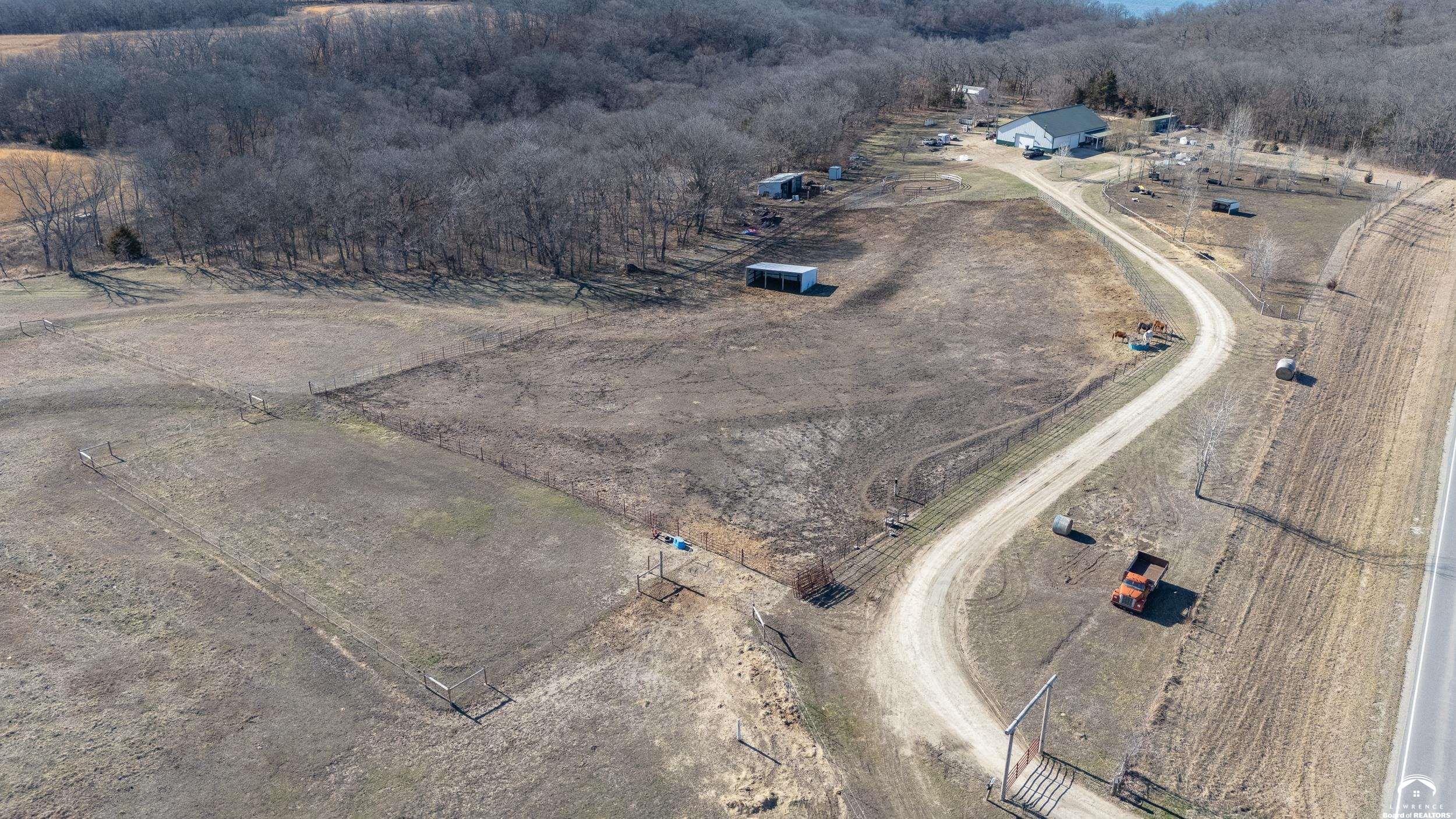 4919 Ferguson Road Perry, KS 66073 - Photo 3 of 50 Gallery Image 3