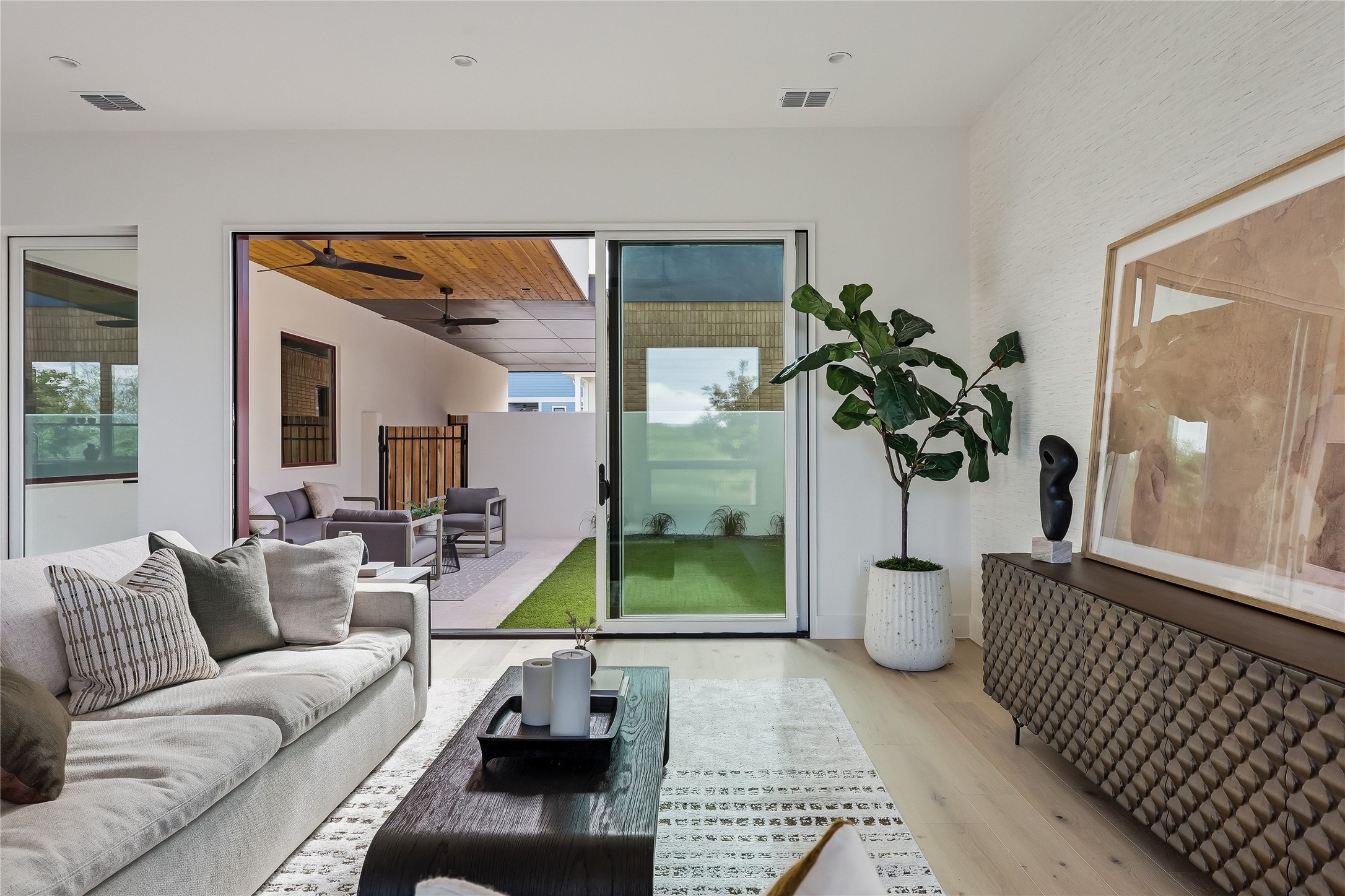 3604 Tom Miller Street Austin, TX 78723 - Photo 10 of 38