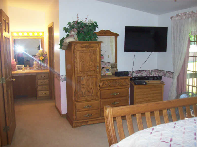 3705 Hackett Road Saginaw, MI 48603 - Photo 12 of 20 20367956-11.JPG