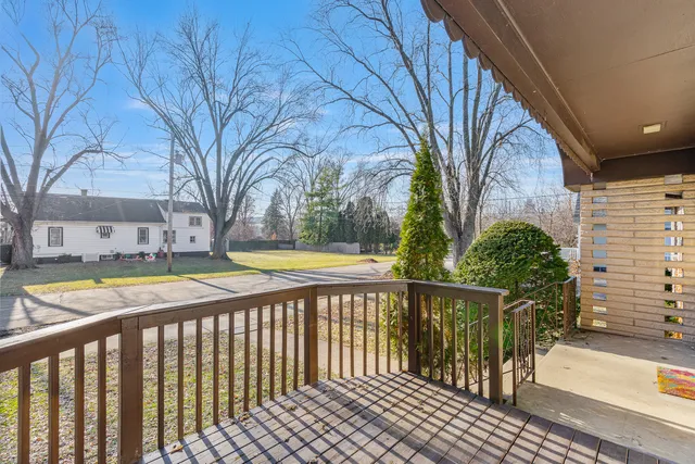 $299,900 | 502 West 7th Street, Lockport, IL 60441