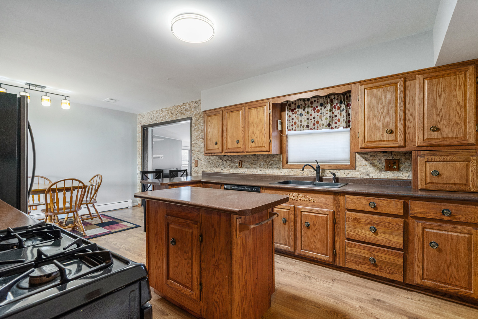 502 West 7th Street Lockport, IL 60441 - Photo 8 of 35