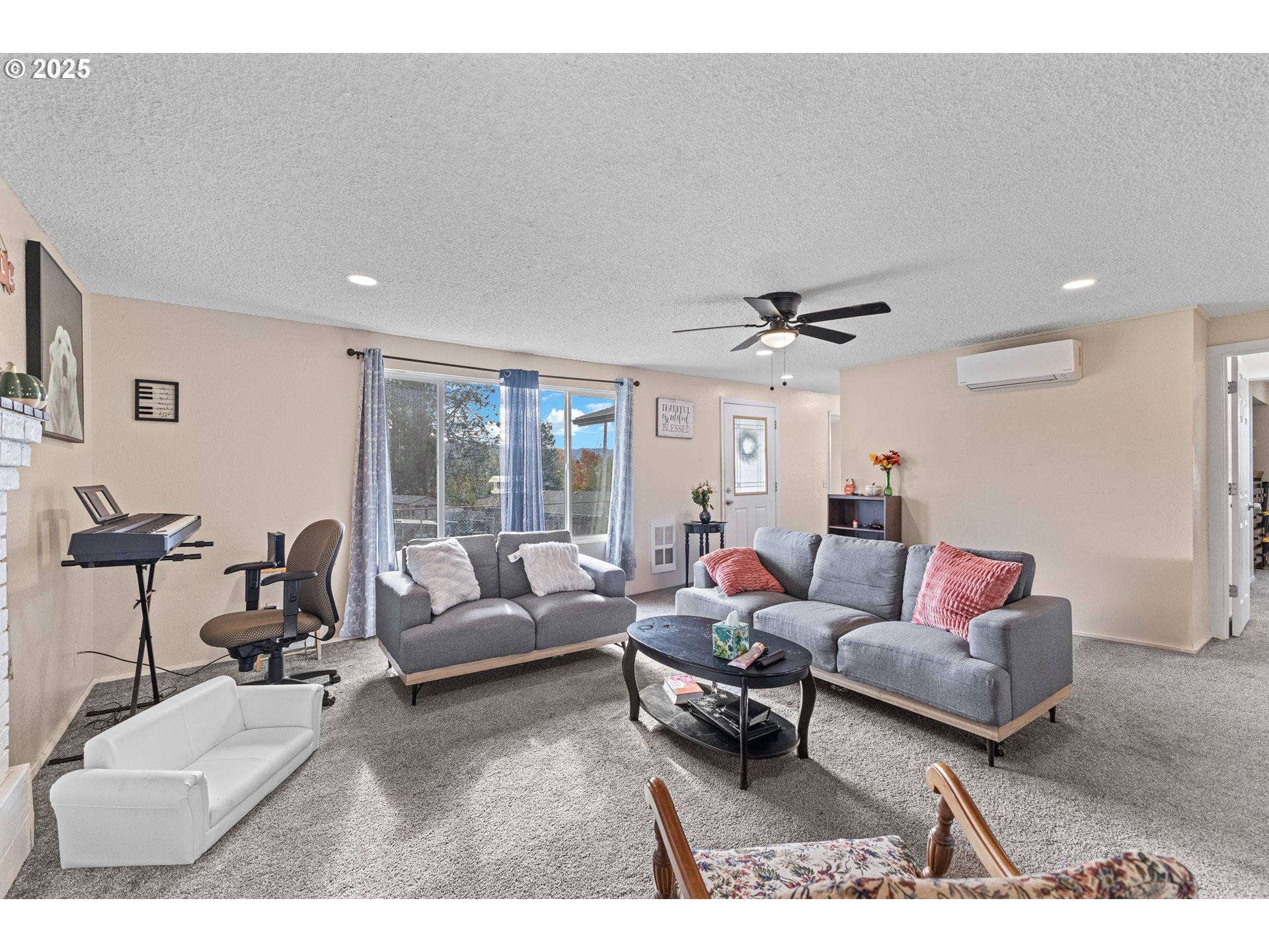 1893 Sunset Lane Myrtle Point, OR 97458 - Photo 5 of 26