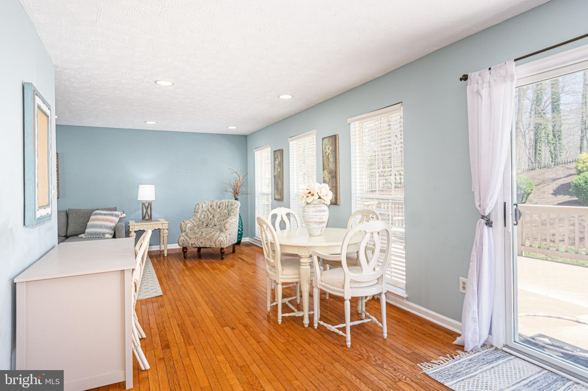 1433 Bretton View Road Annapolis, MD 21409 - Photo 5 of 40 Perfect for casual dining