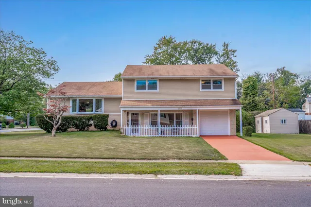 $515,000 | 2115 Coventry Drive, Wilmington, DE 19810