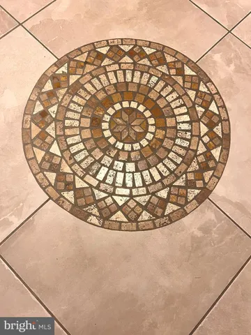 $515,000 | 2115 Coventry Drive, Wilmington, DE 19810