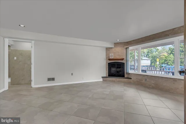 $515,000 | 2115 Coventry Drive, Wilmington, DE 19810