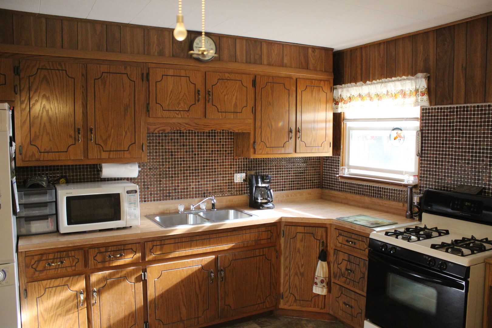 313 Stuart Road Lockport, IL 60441 - Photo 6 of 10