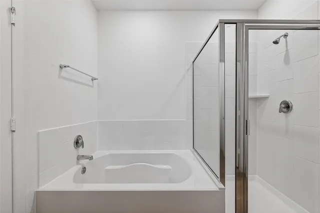 $2,700 | 4034 Bronco Sta Lane, League City, TX 77511