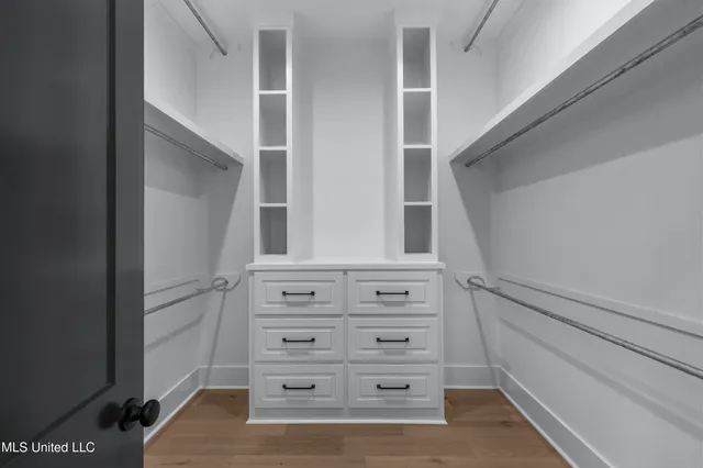 $888,500 | 231 Oakside Trail, Madison, MS 39110