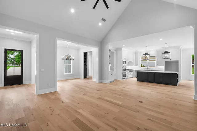 $888,500 | 231 Oakside Trail, Madison, MS 39110