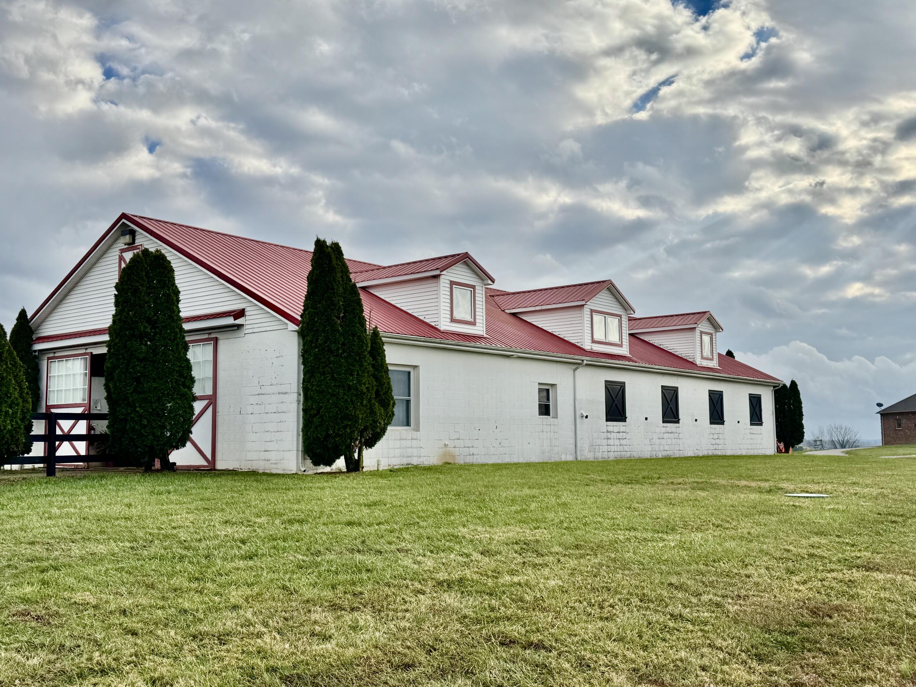 3360 Shannon Run Road Versailles, KY 40383 - Photo 6 of 59 IMG_9489 2