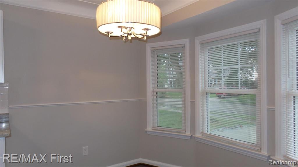 2350 Cambridge Road Berkley, MI 48072 - Photo 14 of 29