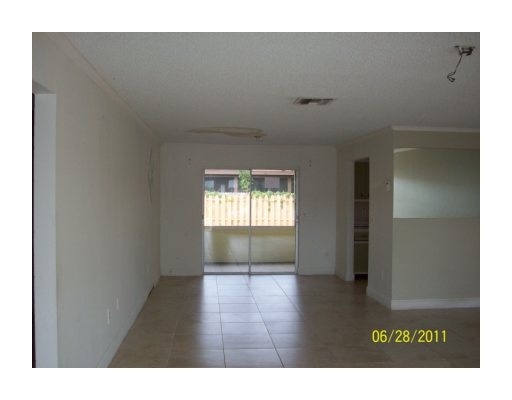 22635 Southwest 65th Way Boca Raton, FL 33428 - Photo 5 of 12 Additional Photo