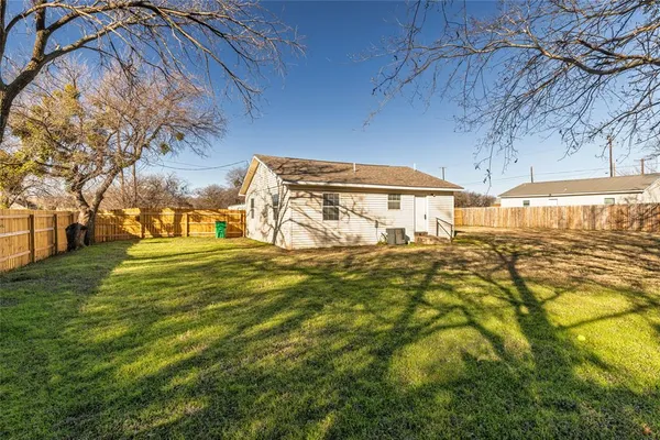 $165,000 | 205 Highway 101, Chico, TX 76431