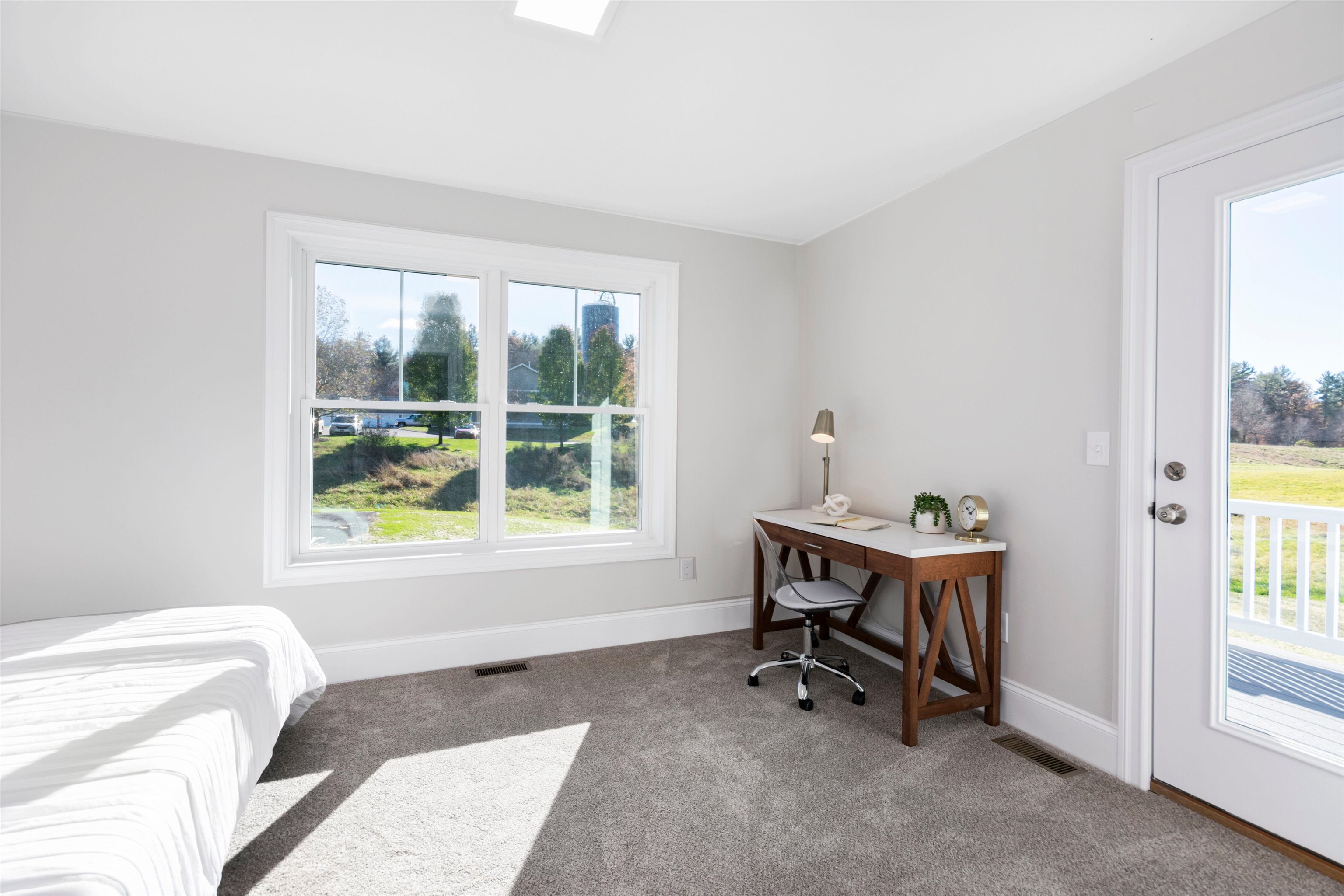 1 Hampton Lane Hudson, NH 03051 - Photo 32 of 40