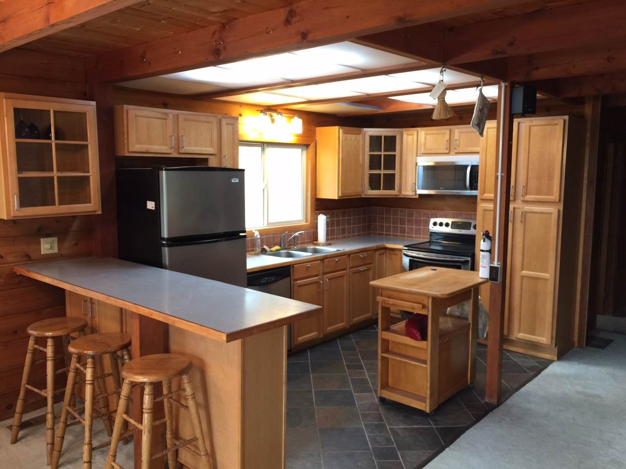 20815 North Holcomb Road Mead, WA 99021 - Photo 8 of 19