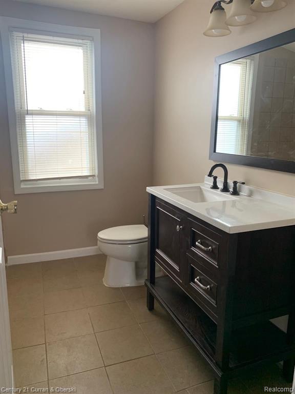 7038 Middlepointe Street Dearborn, MI 48126 - Photo 14 of 25