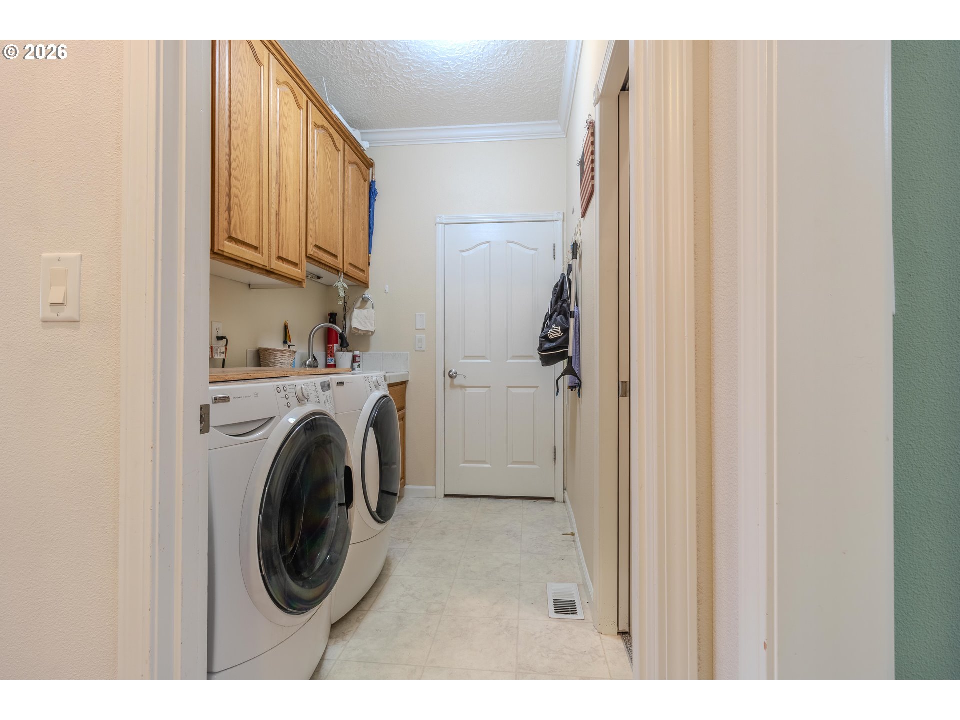 1371 Ranier Loop Northwest Salem, OR 97304 - Photo 31 of 47 Gallery Image 31