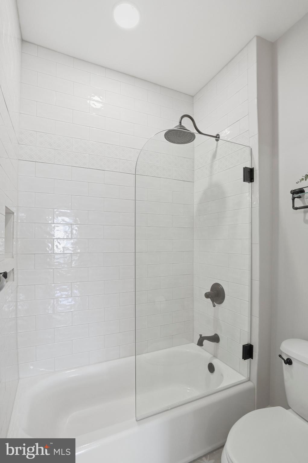 1264 Cambria Road Westminster, MD 21157 - Photo 37 of 49 Full Bath Upper Level