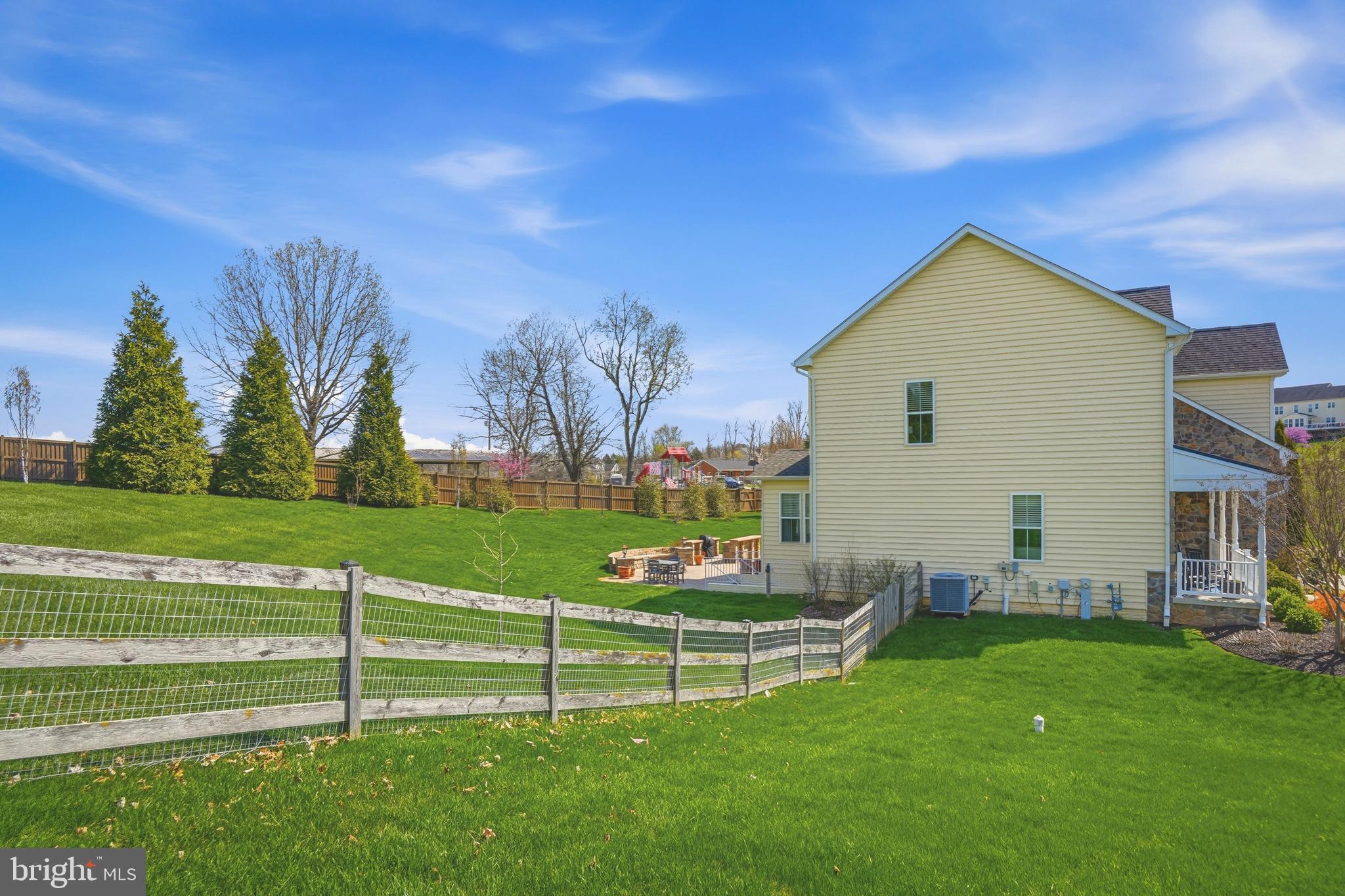 1264 Cambria Road Westminster, MD 21157 - Photo 46 of 49 Exterior Side View