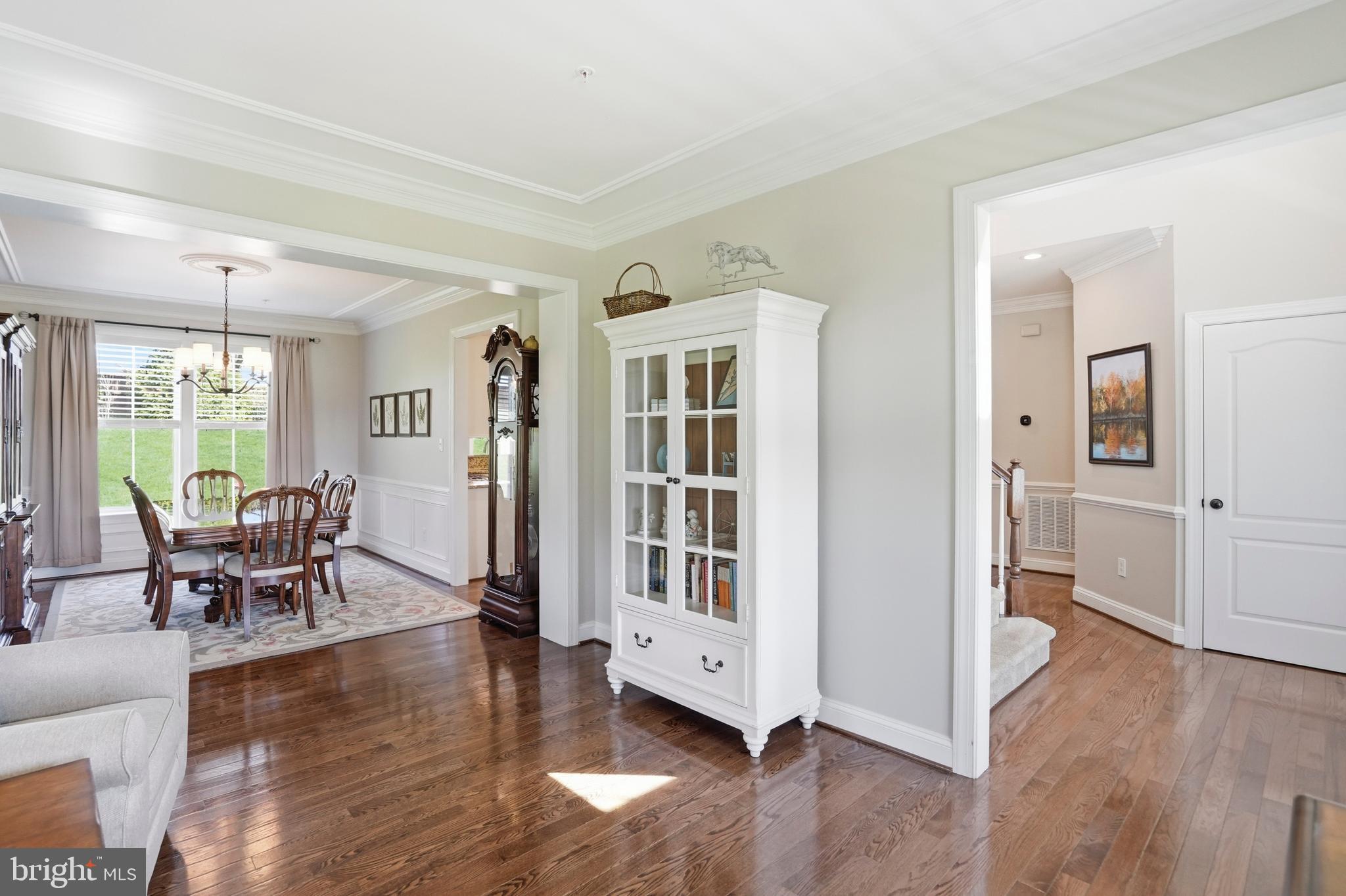 1264 Cambria Road Westminster, MD 21157 - Photo 10 of 49 Living Room