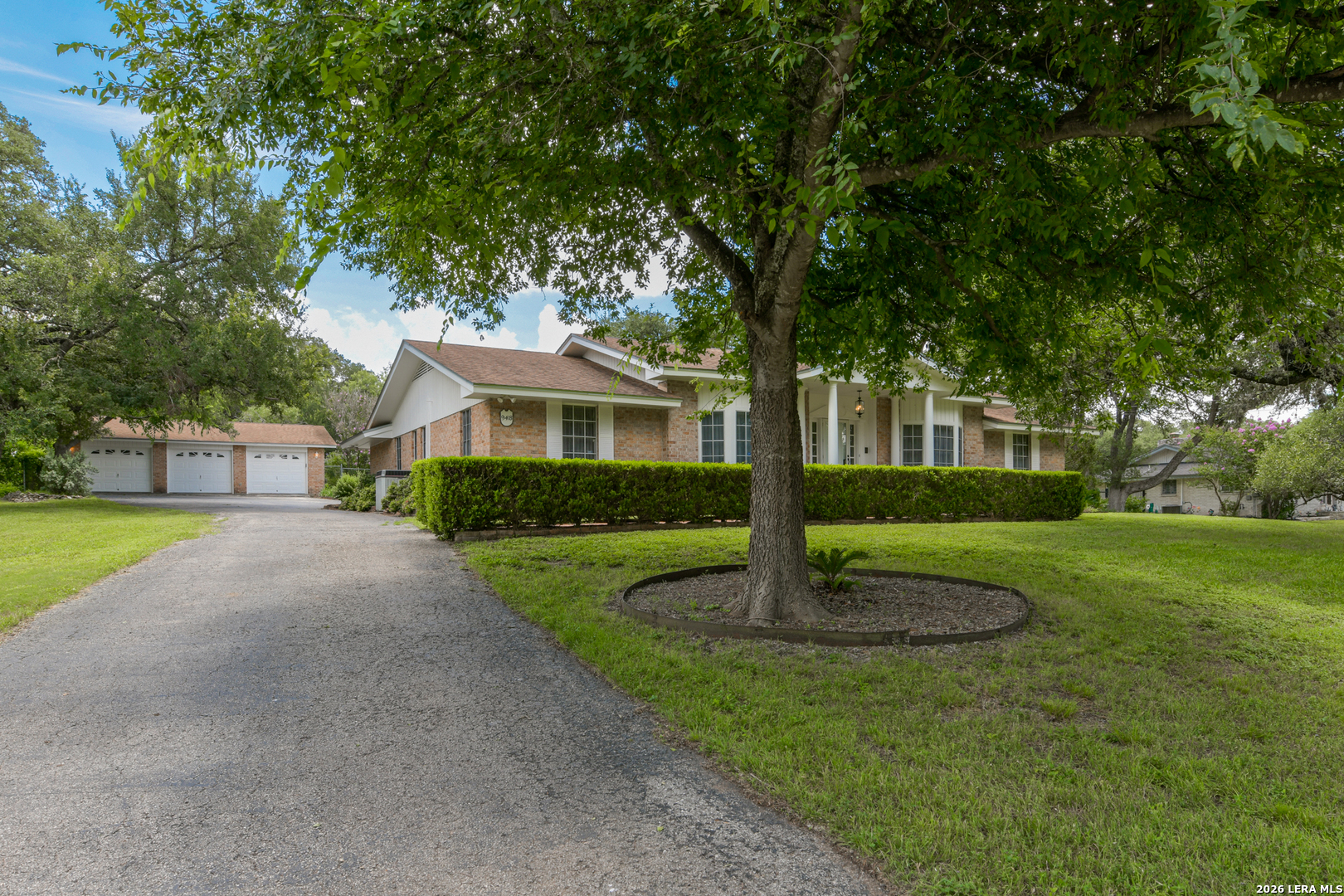 9418 Bluebell Drive Garden Ridge, TX 78266 - Photo 2 of 38