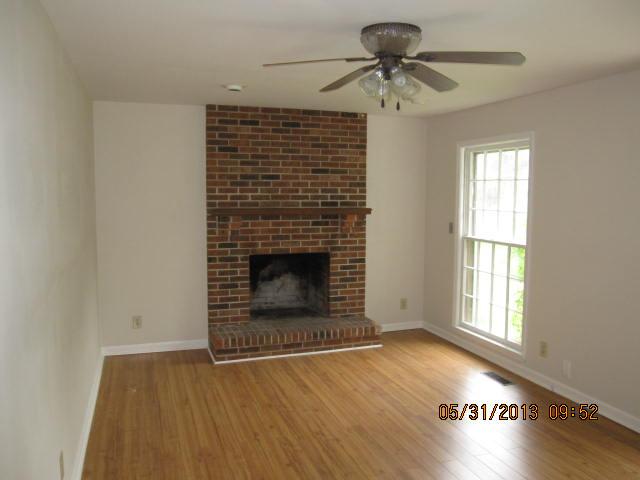 2076 Glencoe Road Culleoka, TN 38451 - Photo 4 of 12 Gallery Image 4