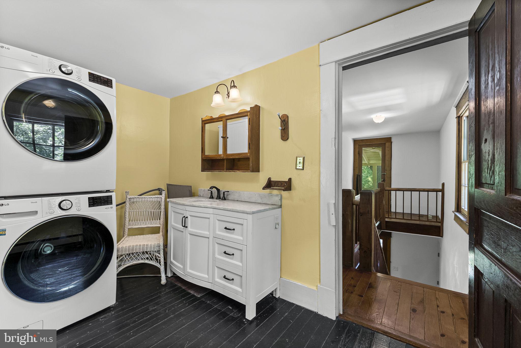 9406 Obannons Mill Road Boston, VA 22713 - Photo 22 of 34 Stacked washer/dryer replaced in 2024