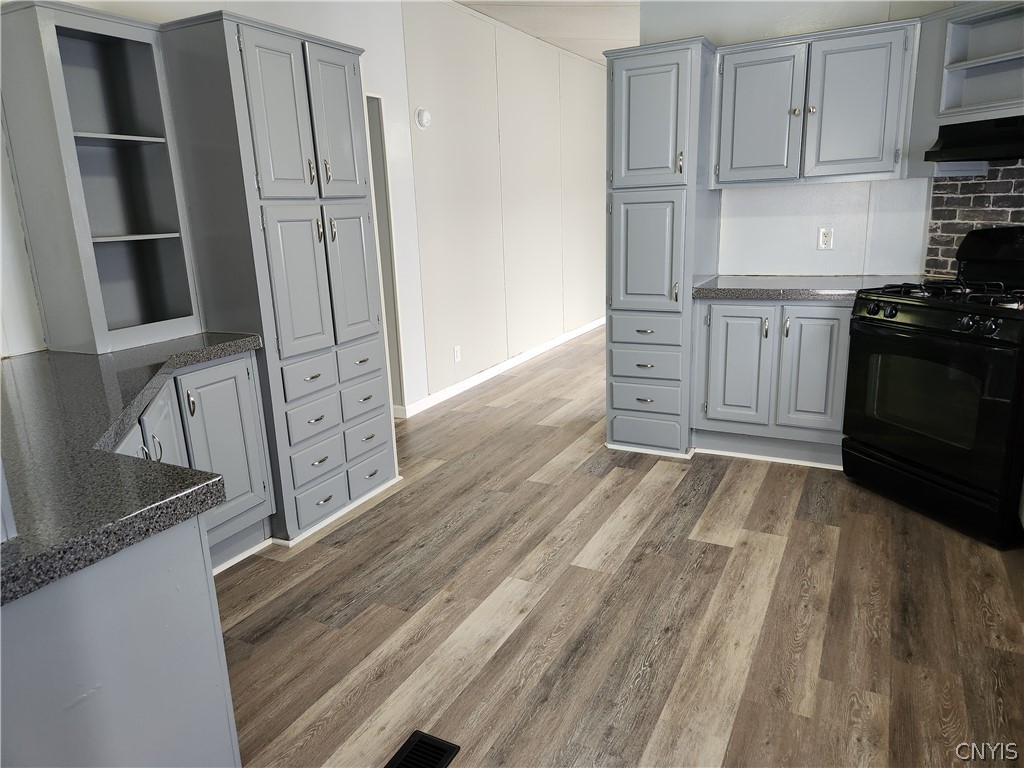50 Barker Road Central Square, NY 13036 - Photo 9 of 31 Kitchen from Dining Room side