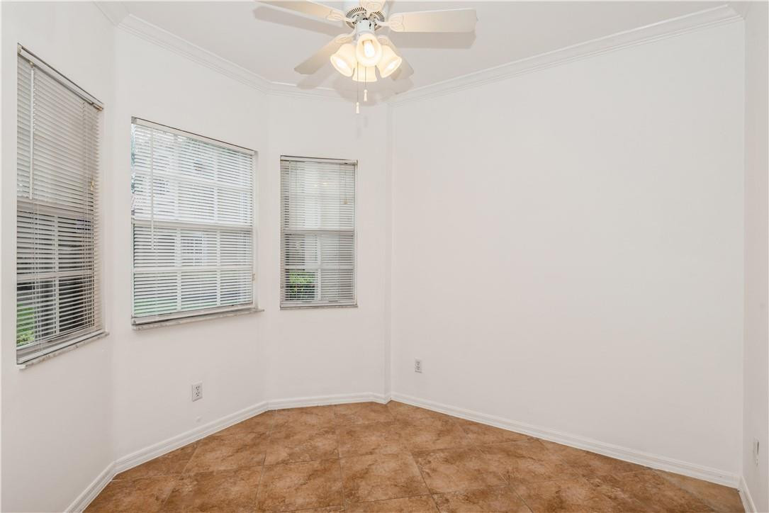 16135 Emerald Cove Road Weston, FL 33331 - Photo 6 of 17 Breakfast/Dining Room