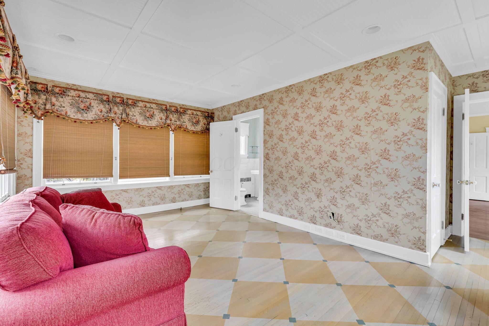 7805 Brill Road Cincinnati, OH 45243 - Photo 115 of 139 115-web-or-mls-7805BrillRoadInt_Hommati1