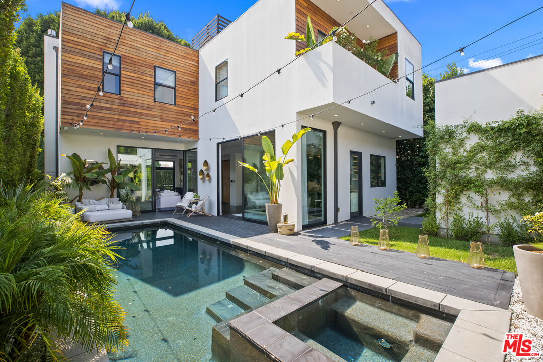 8929 Rangely Avenue West Hollywood, CA 90048 - Photo 1 of 32 Gallery Image 1