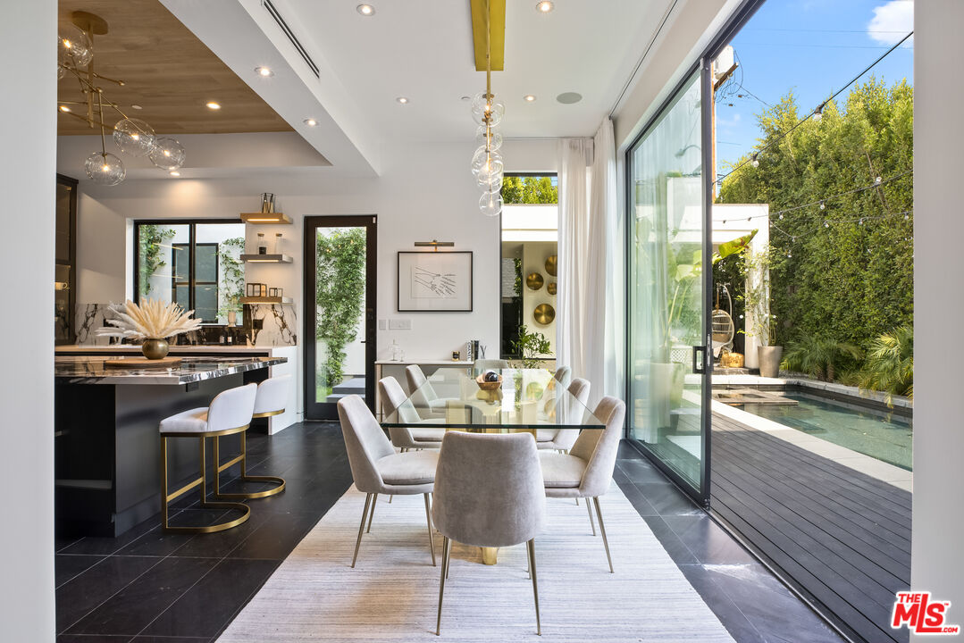8929 Rangely Avenue West Hollywood, CA 90048 - Photo 12 of 32 Gallery Image 12
