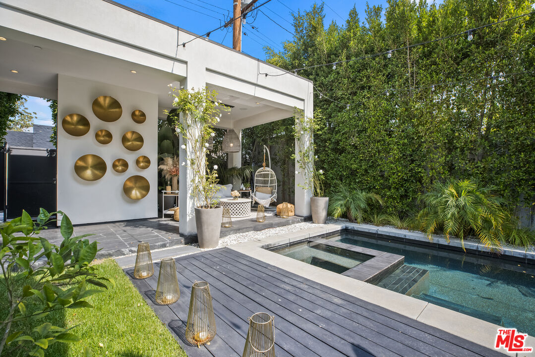8929 Rangely Avenue West Hollywood, CA 90048 - Photo 30 of 32 Gallery Image 30