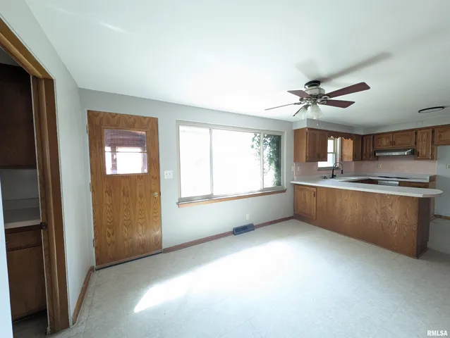 $191,000 | 3720 North St Michael Avenue, Peoria, IL 61615