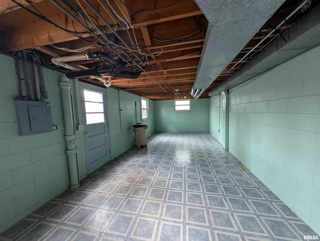 $191,000 | 3720 North St Michael Avenue, Peoria, IL 61615